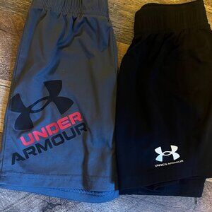 2 Pairs of Boys shorts size 4 and 5